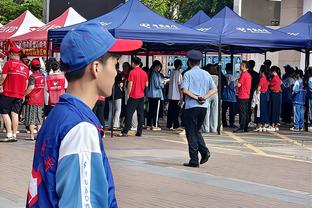 海沃德：科比训练曾故意迟到考验我 来了没说抱歉双手一拍就要球